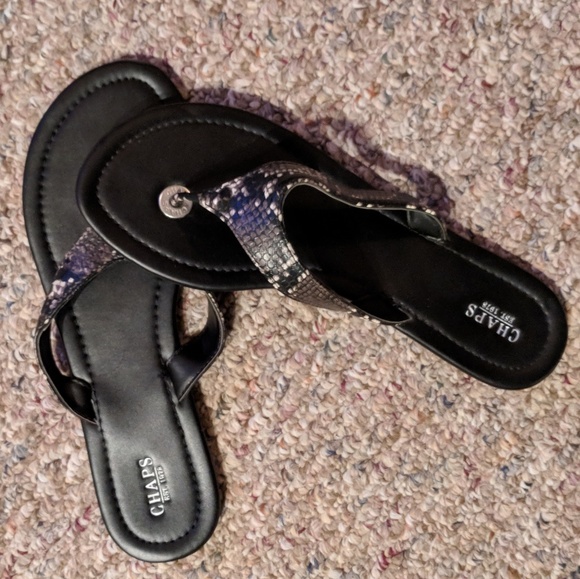 chaps flip flops